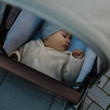 Load image into Gallery viewer, Joolz Aer bassinet-  Innovative, compact and cosy - Baby Lavish